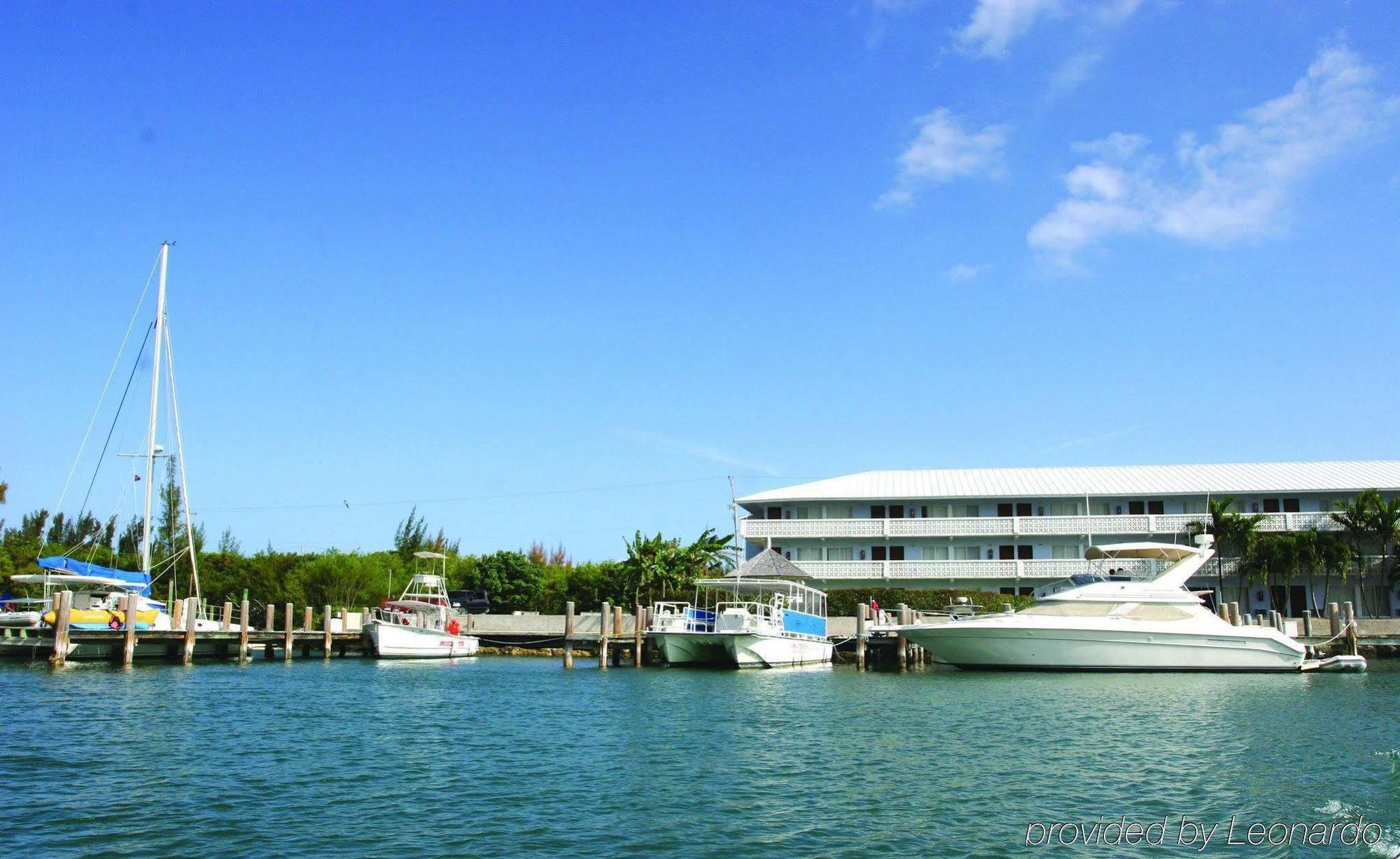 The Marlin At Taino Beach Resort Freeport Eksteriør billede